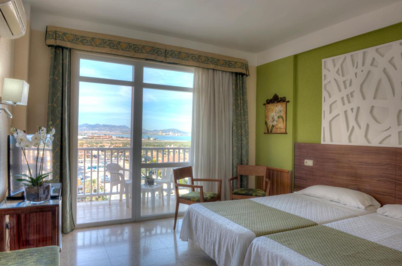 Hotel & Spa Entremares Ла-Манга-дель-Мар-Менор Екстер'єр фото